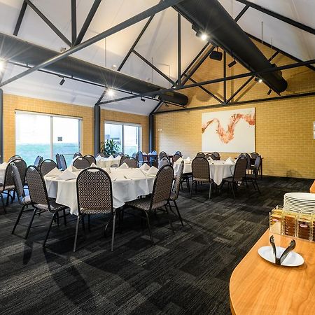 Lakeside Hotel And Conference Centre Sydney Exterior photo
