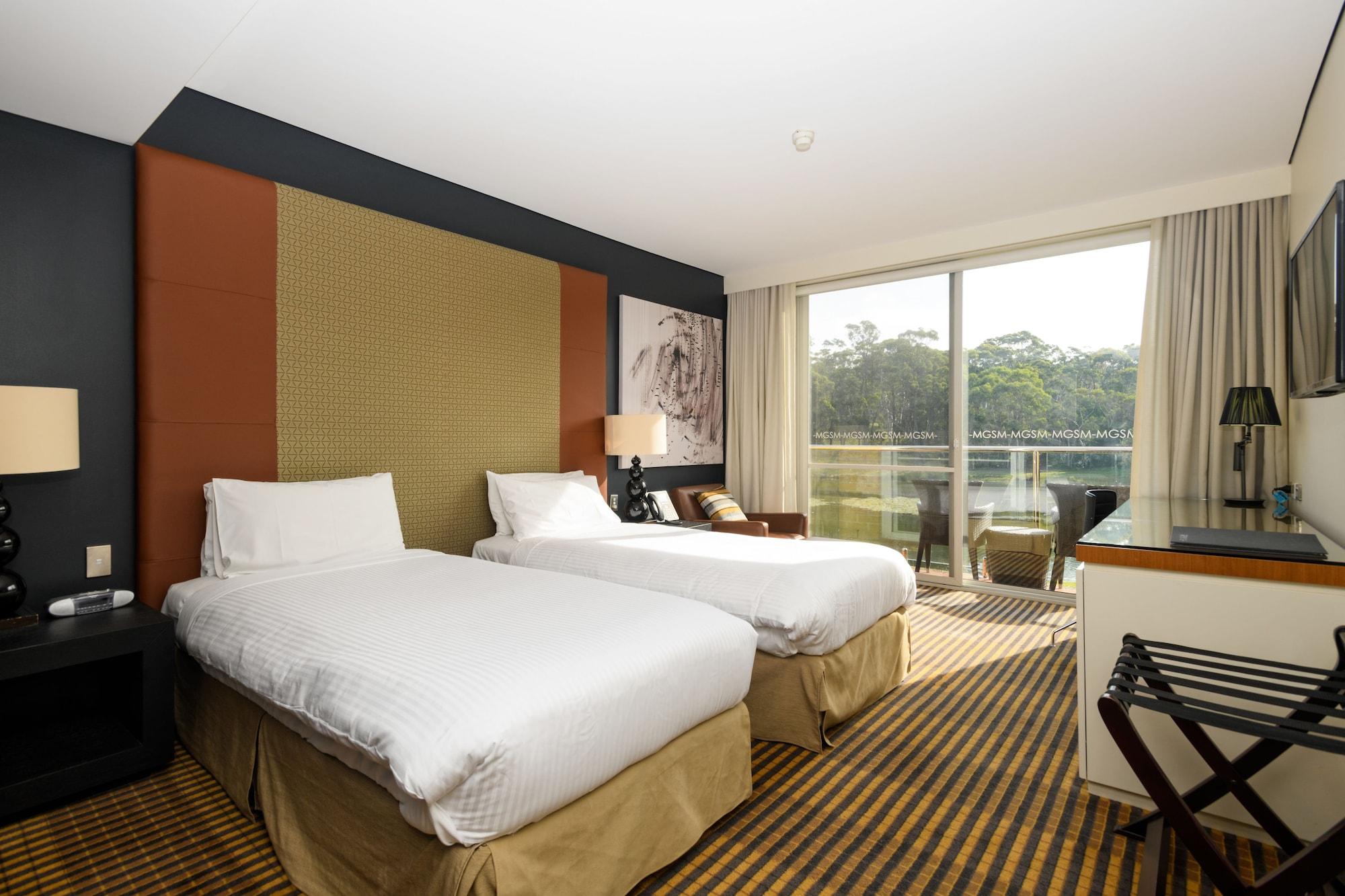 Lakeside Hotel And Conference Centre Sydney Exterior photo