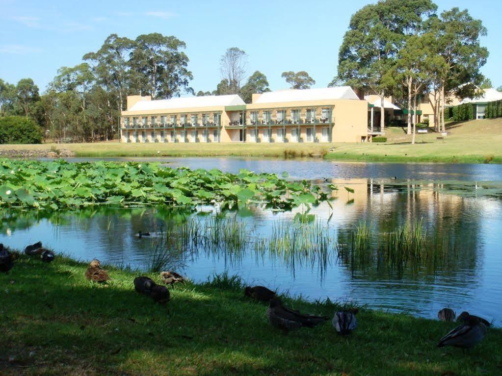 Lakeside Hotel And Conference Centre Sydney Exterior photo
